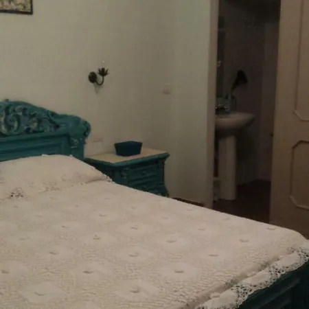 Πανσιόν Alloggio L' Aquilone *